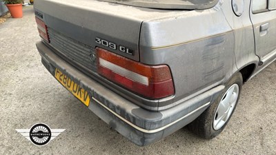 Lot 372 - 1988 PEUGEOT 309 GL