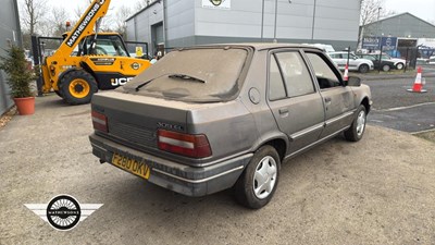 Lot 372 - 1988 PEUGEOT 309 GL