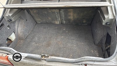 Lot 372 - 1988 PEUGEOT 309 GL