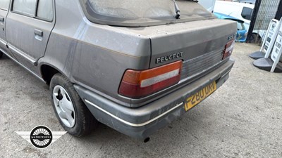 Lot 372 - 1988 PEUGEOT 309 GL