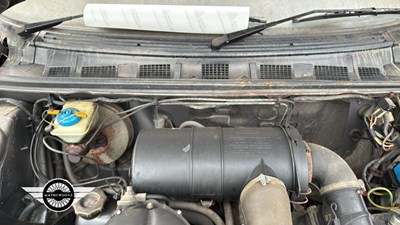 Lot 372 - 1988 PEUGEOT 309 GL