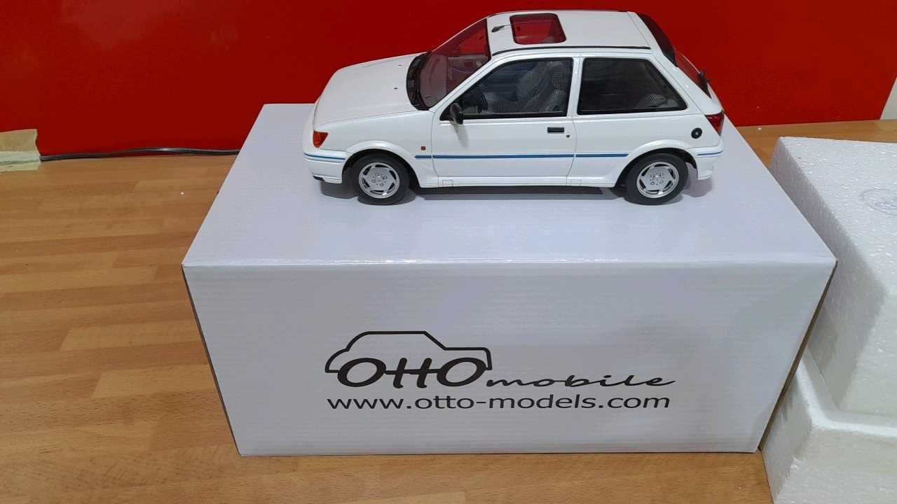 Lot 23 - FORD FIESTA XR2i 1995 IN WHITE, 1.18 SCALE MODEL BY OTTO MODELS