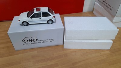 Lot 23 - FORD FIESTA XR2i 1995 IN WHITE, 1.18 SCALE MODEL BY OTTO MODELS
