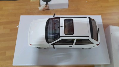 Lot 23 - FORD FIESTA XR2i 1995 IN WHITE, 1.18 SCALE MODEL BY OTTO MODELS