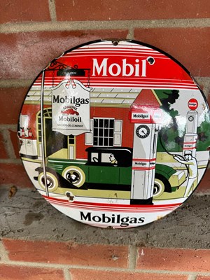 Lot 361 - MOBILGAS ENAMEL SIGN 12" DIAMETER