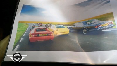 Lot 704 - 1990 LOTUS ESPRIT