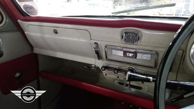 Lot 378 - 1957 AUSTIN WESTMINSTER A105