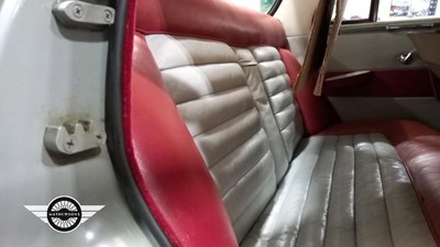 Lot 378 - 1957 AUSTIN WESTMINSTER A105