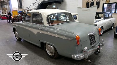 Lot 378 - 1957 AUSTIN WESTMINSTER A105