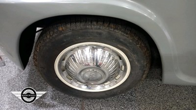 Lot 378 - 1957 AUSTIN WESTMINSTER A105