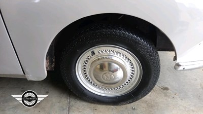 Lot 494 - 1954 MORRIS MINOR