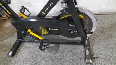 Lot 27 - SPIN/EXERCISE BIKE