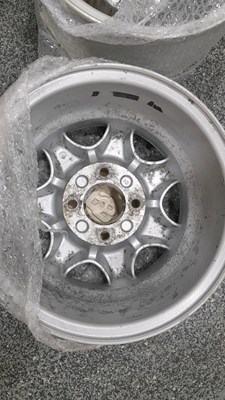 Lot 51 - 5 X FORD RS ALLOY WHEEL RIMS