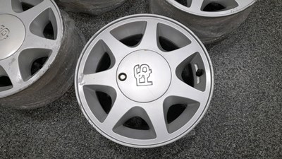 Lot 51 - 5 X FORD RS ALLOY WHEEL RIMS