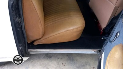 Lot 394 - 1973 CITROEN DS 20 SEMI AUTOMATIC
