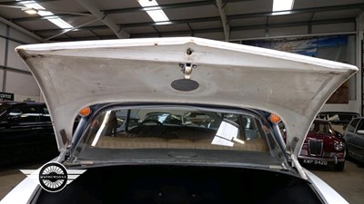 Lot 394 - 1973 CITROEN DS 20 SEMI AUTOMATIC