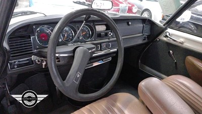 Lot 394 - 1973 CITROEN DS 20 SEMI AUTOMATIC