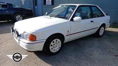 Lot 854 - 1988 FORD ESCORT XR3 INJ