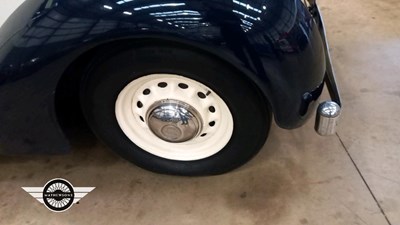Lot 46 - 1949 DAIMLER DB18