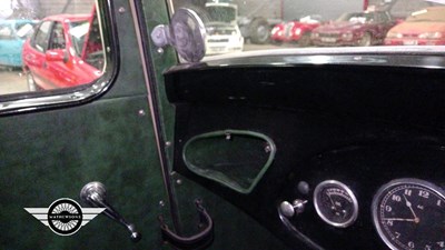 Lot 754 - 1935 BEDFORD ASYC