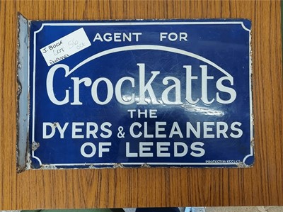 Lot 56 - SMOKE CLARKES NUGGET ENAMEL