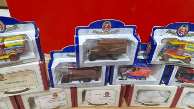 Lot 137 - COLLECTION OF OXFORD DIE CAST LIMITED EDITION MODELS