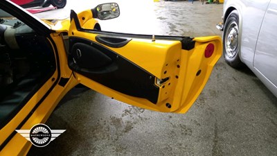 Lot 180 - 2004 LOTUS ELISE 111R (TOURING)
