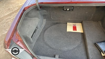 Lot 138 - 1998 DAIMLER SUPER V8 AUTO