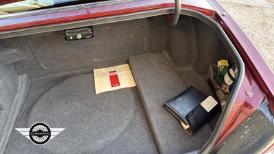 Lot 138 - 1998 DAIMLER SUPER V8 AUTO