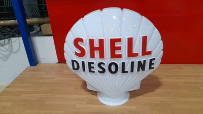Lot 37 - SHELL DIESOLINE GLASS GLOBE