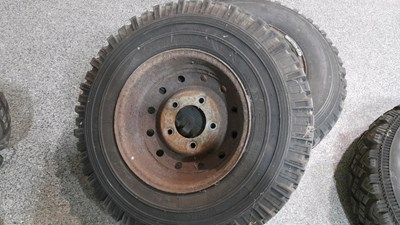 Lot 243 - 5 X LAND ROVER WOLF WHEELS & TYRES 7.50 R 16C