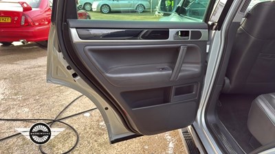 Lot 254 - 2008 VOLKSWAGEN TOUAREG ALT V10 313 A