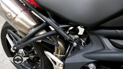 Lot 26 - 2011 TRIUMPH SPEED TRIPLE 1050