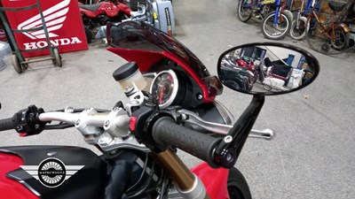 Lot 26 - 2011 TRIUMPH SPEED TRIPLE 1050