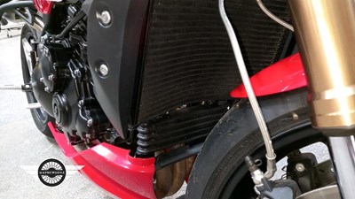 Lot 26 - 2011 TRIUMPH SPEED TRIPLE 1050