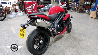 Lot 26 - 2011 TRIUMPH SPEED TRIPLE 1050
