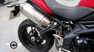 Lot 26 - 2011 TRIUMPH SPEED TRIPLE 1050