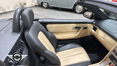 Lot 348 - 2002 MERCEDES SLK 230 KOMPRESSOR