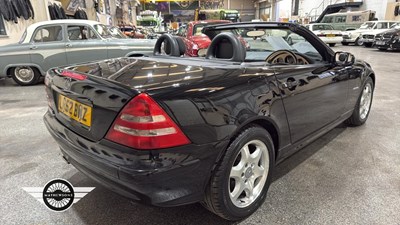 Lot 348 - 2002 MERCEDES SLK 230 KOMPRESSOR