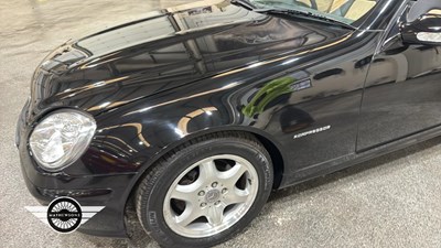 Lot 348 - 2002 MERCEDES SLK 230 KOMPRESSOR