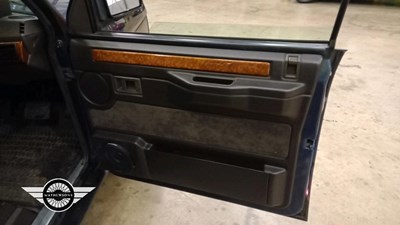 Lot 214 - 1993 LAND ROVER RANGEROVER LSE AUTO