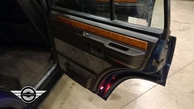 Lot 214 - 1993 LAND ROVER RANGEROVER LSE AUTO