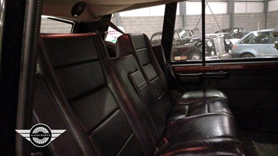 Lot 214 - 1993 LAND ROVER RANGEROVER LSE AUTO