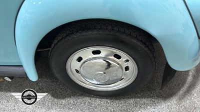 Lot 352 - 1971 VOLKSWAGEN BEETLE