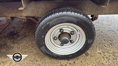 Lot 60 - IFOR WILLIAMS BEAVERTAIL TRAILER