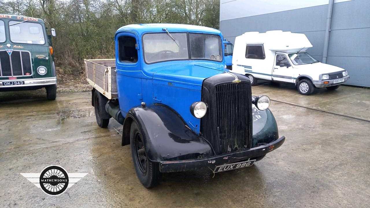 Lot 448 - 1948 MORRIS COMMERCIAL