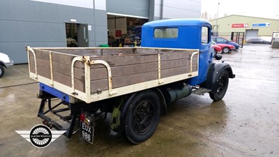 Lot 448 - 1948 MORRIS COMMERCIAL