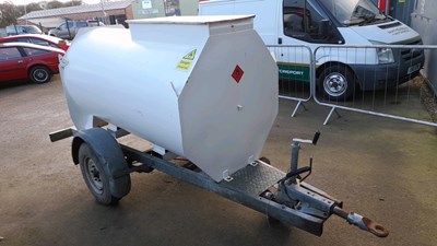 Lot 115 - 1000 L BUNDED DIESEL BOWSER