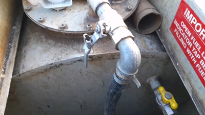 Lot 115 - 1000 L BUNDED DIESEL BOWSER