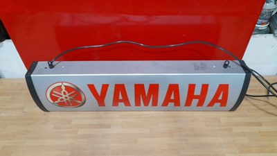 Lot 301 - YAMAHA DEALER LIGHT UP SIGN , DOUBLE SIDED 31" X 9"